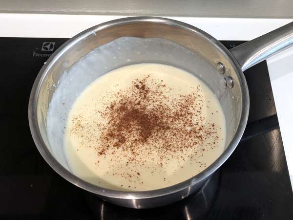 Macarrão gratinado com bechamel e cogumelos: o prato cremoso, gourmet e fácil de fazer - Preparação Passo 4