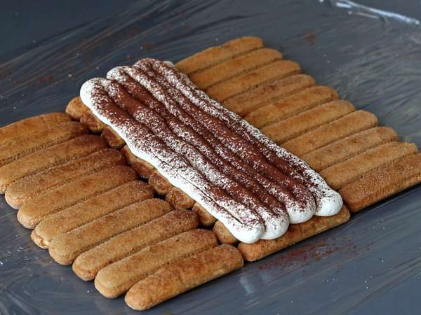 Tronco de Natal sabor tiramisù, feito sem molde - Preparação Passo 5