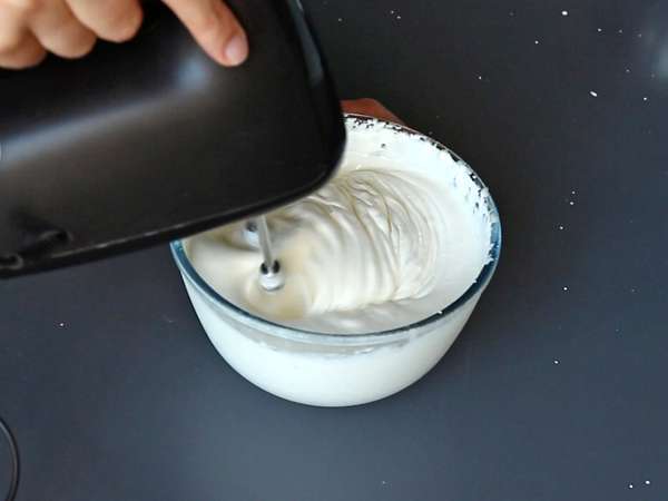 Bolo tronco de Natal com frutas vermelhas: sem forma - Preparação Passo 1