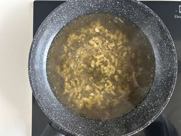 Molho de pimenta: cremoso, muito perfumado e capaz de transformar qualquer carne em banquete - Preparação Passo 4