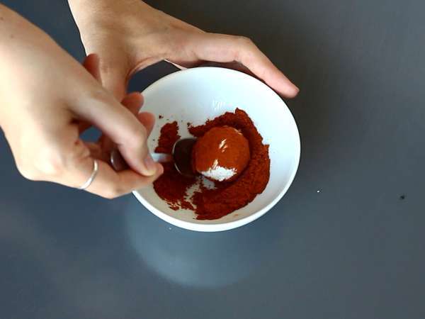 Bolinhas de queijo: leves, frescas e que vão brilhar no aperitivo - Preparação Passo 3