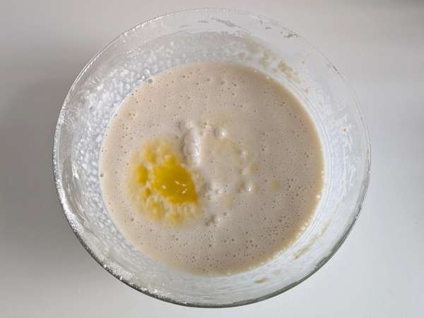 Crepe de ricota e cogumelos gratinado com bechamel: cremoso e irresistível - Preparação Passo 2