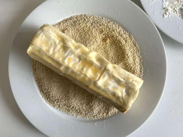 Tronco de queijo de cabra empanado na Air Fryer: crocante por fora, derretendo por dentro! - Preparação Passo 4