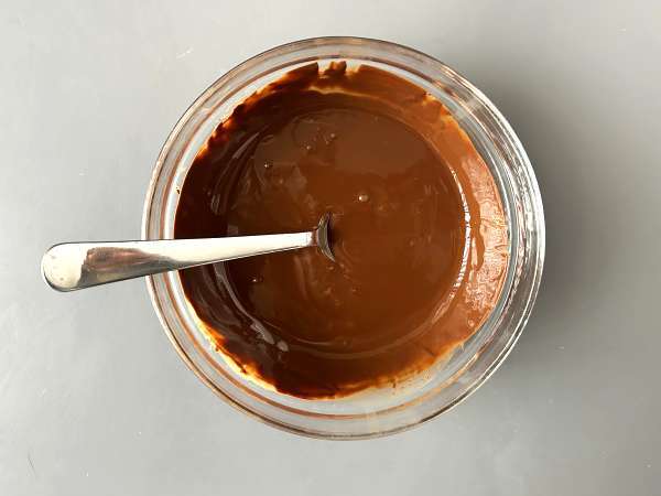 Barra de chocolate com pistache e tangerina: o doce que encanta à primeira mordida - Preparação Passo 4