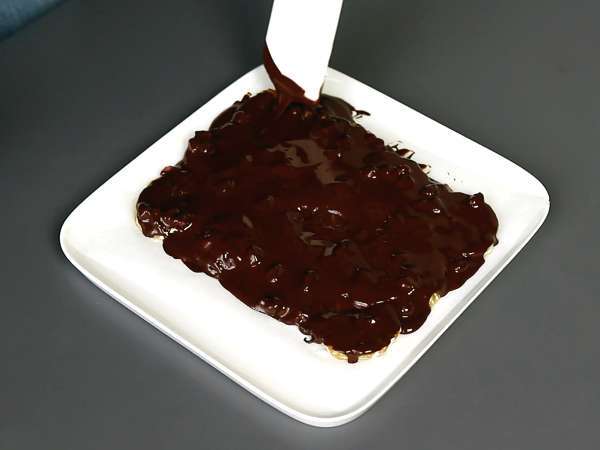 Barra de chocolate com pistache e tangerina: o doce que encanta à primeira mordida - Preparação Passo 7