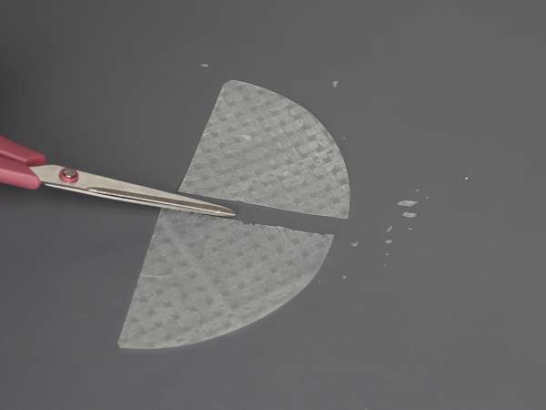 Tacos asiáticos com tártaro de salmão em folhas de arroz fritas - Preparação Passo 1