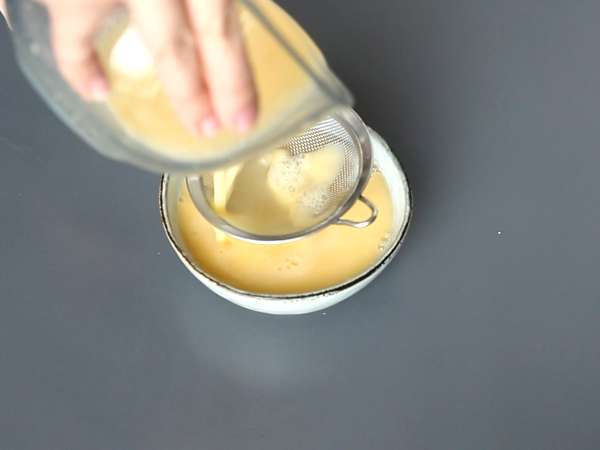 Ovos no vapor à chinesa: parecem pudim e levam só dois ingredientes - Preparação Passo 2