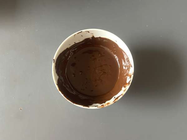 Corações de bolacha banhados em chocolate que derretem na boca e encantam à primeira mordida - Preparação Passo 2