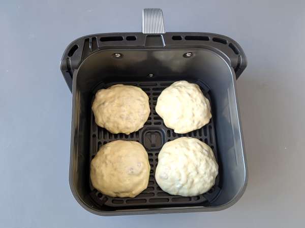 Pão recheado de carne e queijo na Air Fryer (com massa de pizza) - Preparação Passo 8
