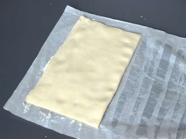 Torcidos de queijo de massa folhada na Air Fryer - Preparação Passo 3