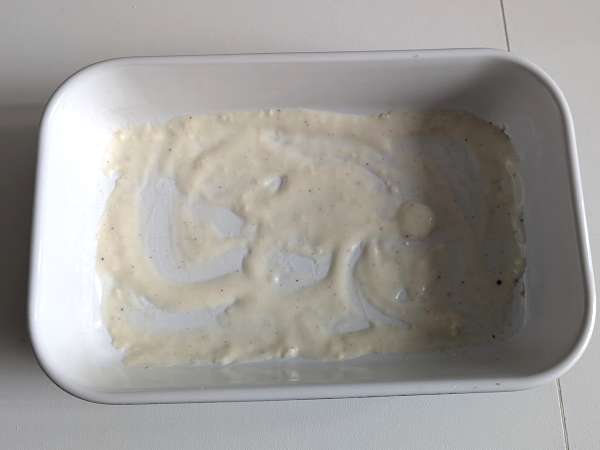 Macarrão gratinado cremoso com presunto, ervilha e molho bechamel - Preparação Passo 6