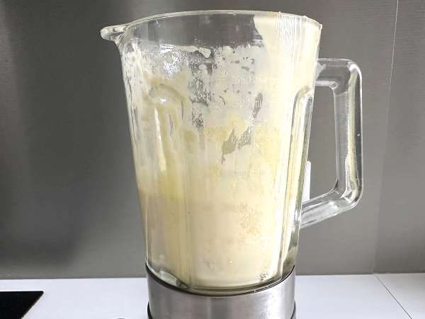 Massa para torta salgada de liquidificador: Fácil e fofinha - Preparação Passo 5