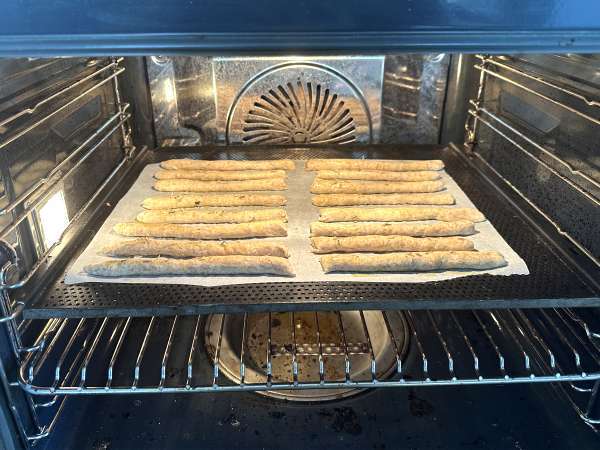 Grissini (palitinho de pão) caseiro, saudável e com ervas - Preparação Passo 6