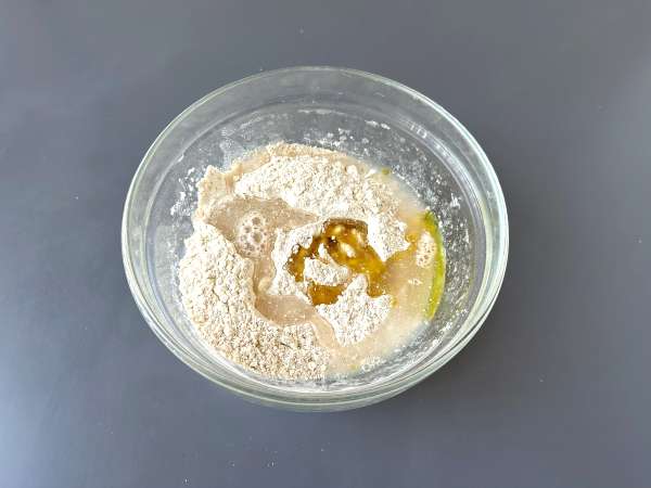 Grissini (palitinho de pão) caseiro, saudável e com ervas na Air Fryer - Preparação Passo 2