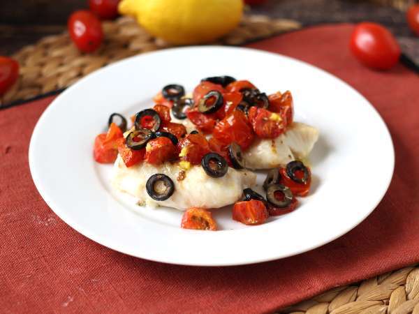 Bacalhau fresco na Air Fryer com tomate cereja, azeitonas e limão: receita leve e rápida - Preparação Passo 7