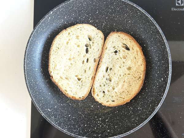 Bruschettas de aspargos, limão e ricota com manjericão - Preparação Passo 4