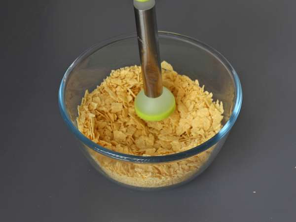 Crocante de chips com chocolate - Preparação Passo 1