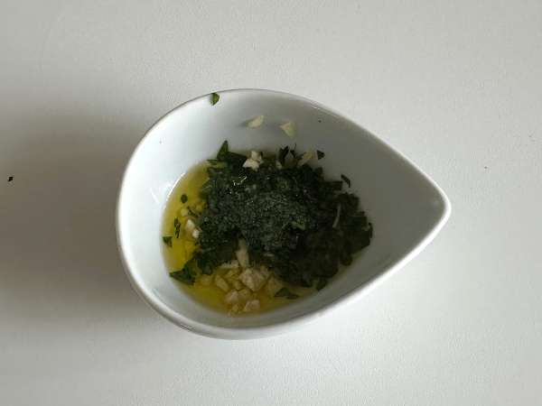 Batata Hasselback na Air Fryer: receita fácil, crocante e cheia de sabor - Preparação Passo 3