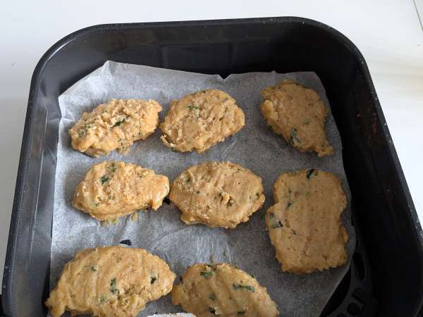 Bolinhos rústicos de limão na Air Fryer: receita crocante contra o desperdício - Preparação Passo 6