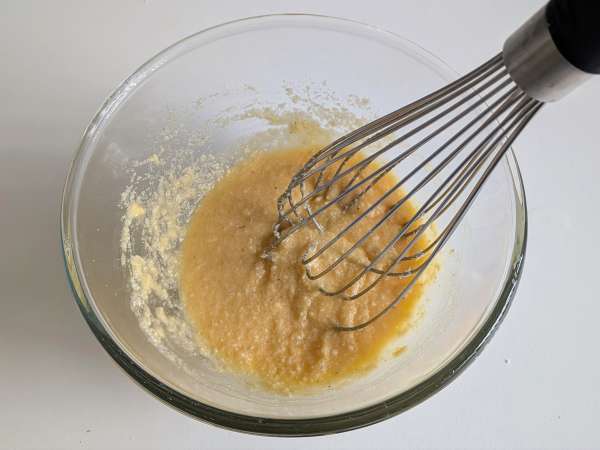 Carbonara de curgete (abobrinha): a versão vegetariana fácil, cremosa e irresistível - Preparação Passo 5