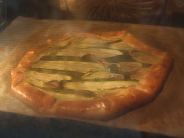 Torta de pesto e curgete (abobrinha): uma receita fácil e saborosa - Preparação Passo 6