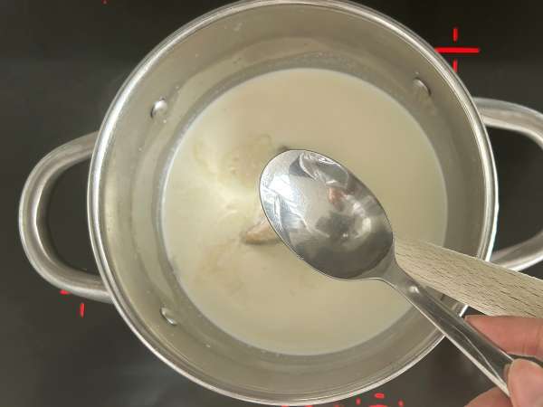 Queijo cottage caseiro com apenas dois ingredientes! - Preparação Passo 3
