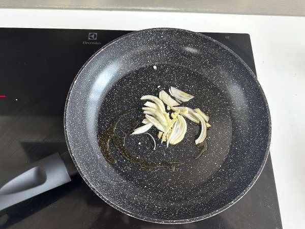 Frango à Brás cremoso, saboroso e fácil - Preparação Passo 9