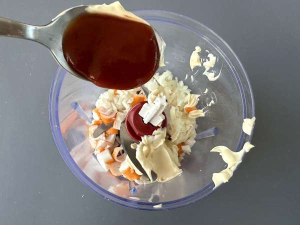 O melhor patê de delícias do mar (surimi): Cremoso e pronto em minutos - Preparação Passo 3