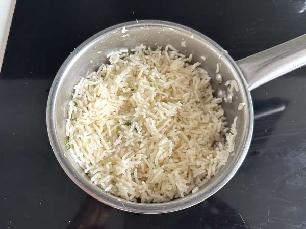 Arroz de limão-siciliano: o acompanhamento perfeito para peixe e frango - Preparação Passo 7