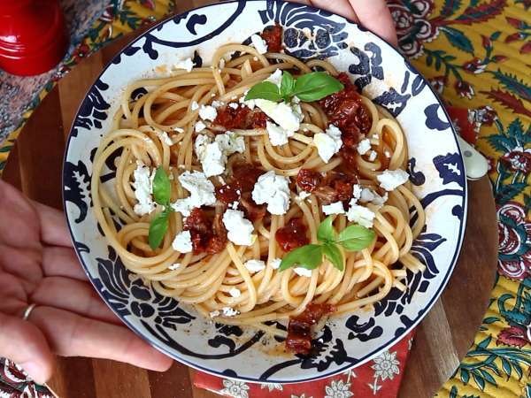 Esparguete frio com gaspacho e feta - Preparação Passo 6