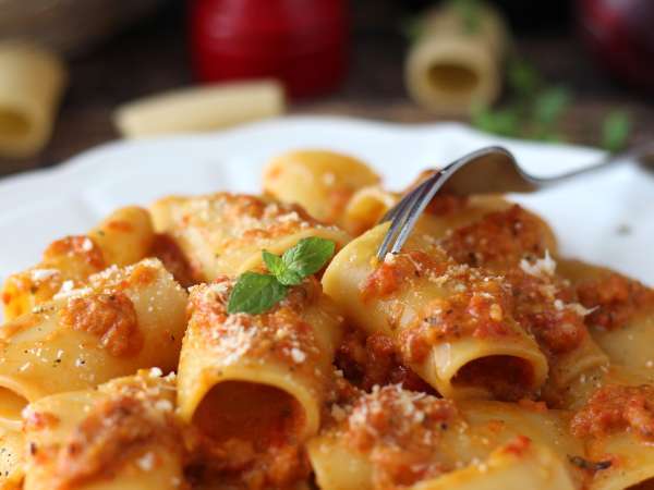 Macarrão com molho de pimentão e hortelã - Preparação Passo 9