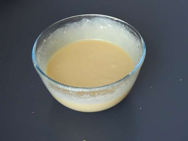 Bolo mármore de chá matcha - Preparação Passo 3