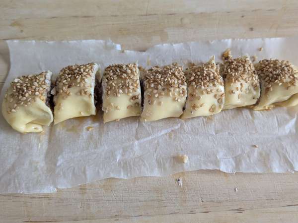 Rolinhos folhados de linguiça e queijo na Air Fryer - Preparação Passo 8