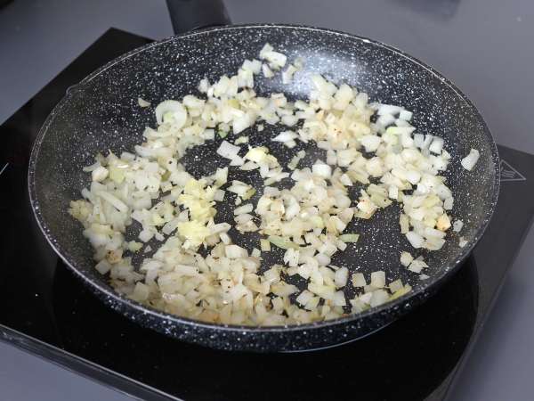 Arroz de tomate e frango - Preparação Passo 3