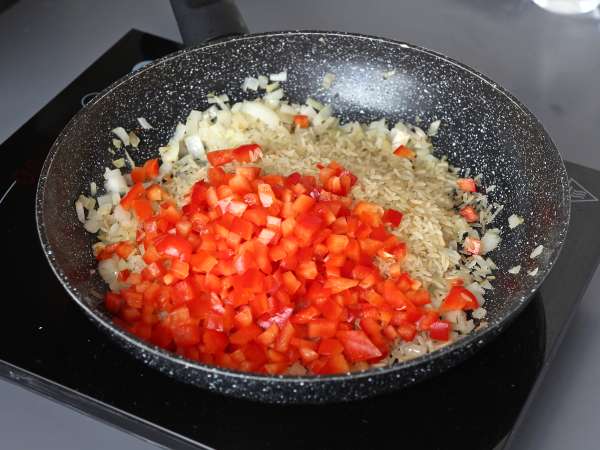 Arroz de tomate e frango - Preparação Passo 4