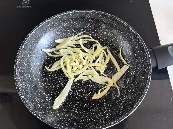 Escabeche de sardinha em lata - Preparação Passo 2