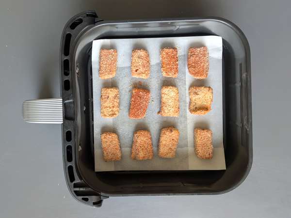 Nuggets de tofu crocantes e feijão verde (vagens) na Air Fryer - Preparação Passo 5