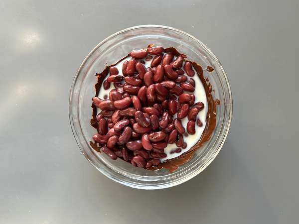 Brownie proteico de chocolate e feijão-vermelho - Preparação Passo 3