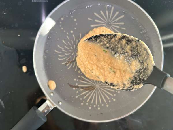 Panquecas salgadas com lentilha vermelha: receita fácil e rica em proteínas - Preparação Passo 6