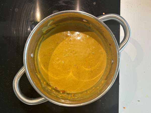 Caril de lentilha vermelha com leite de coco: receita fácil e cremosa - Preparação Passo 7