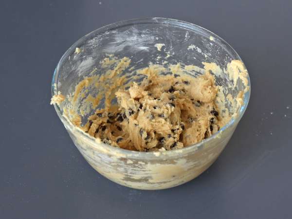 Barra de cookie de chocolate, macias e crocantes ao mesmo tempo - Preparação Passo 4