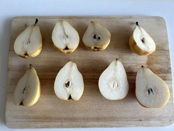 Tarte de pera, gorgonzola e nozes: uma combinação agridoce irresistível - Preparação Passo 3