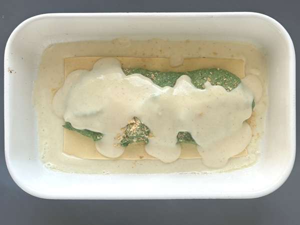 Lasanha vegetariana com espinafre e tofu na Air Fryer - Preparação Passo 7