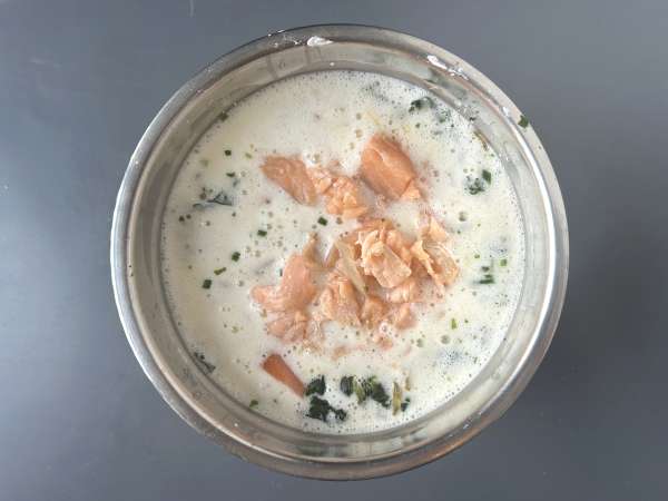 Quiche sem massa com salmão, espinafre e queijo cottage (rica em proteínas) - Preparação Passo 6