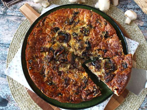 Quiche sem massa com cogumelos, bacon e queijo cottage - Preparação Passo 9