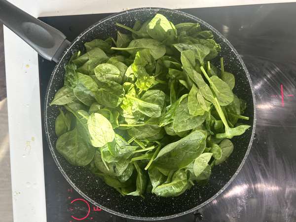 Palak tofu: caril indiano com espinafre e tofu - Preparação Passo 4