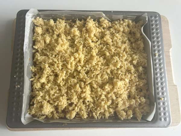Szarlotka: torta de maçã polonesa com cobertura crocante - Preparação Passo 12