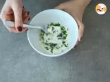 Passo 2 - Salada de pepino com molho de iogurte