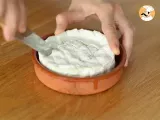 Passo 1 - Camembert assado no forno com mel e nozes
