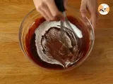 Passo 3 - Bolo de chocolate no microondas (em 5 minutos)